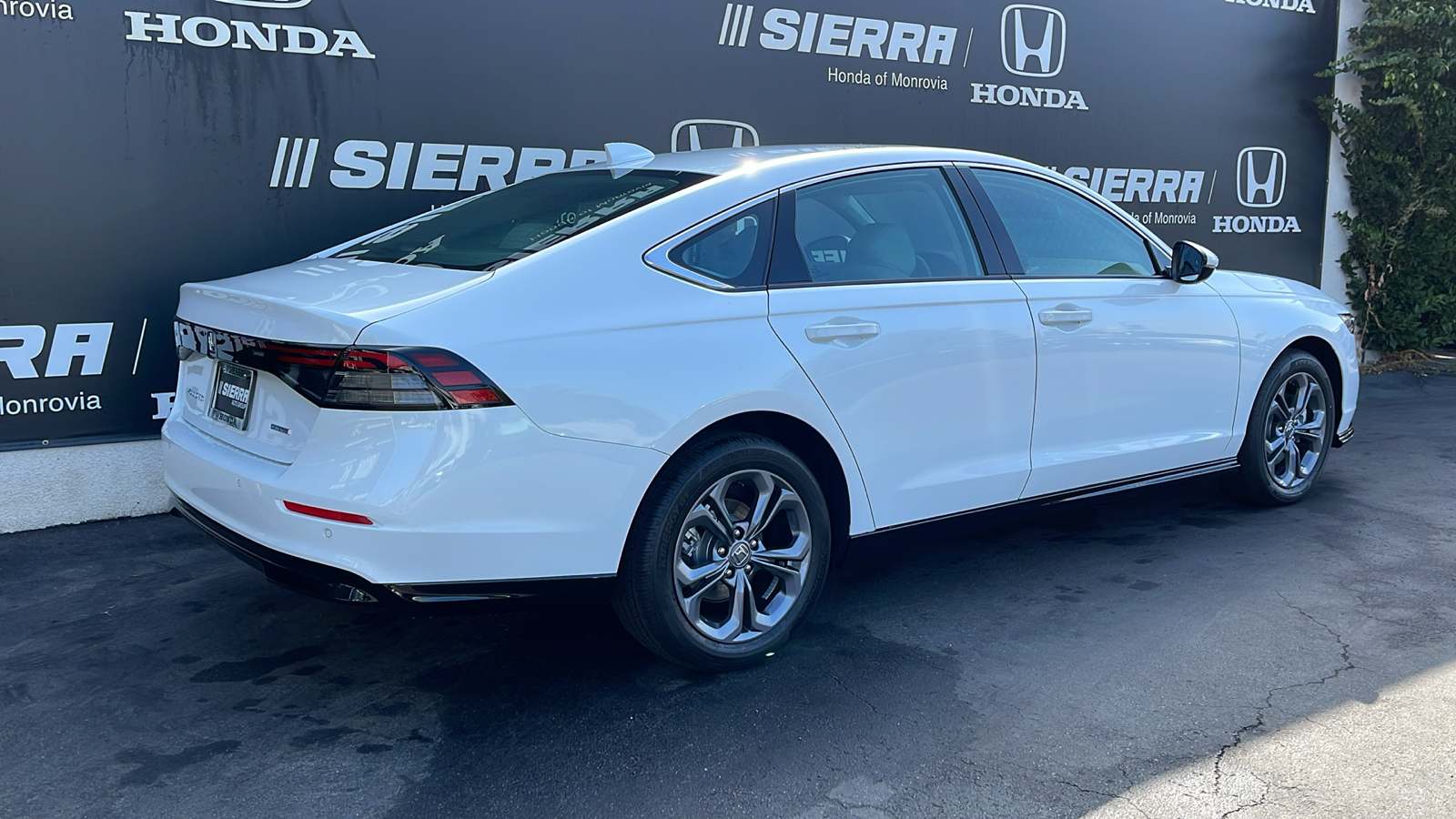 2024 Honda Accord Hybrid EX-L 4