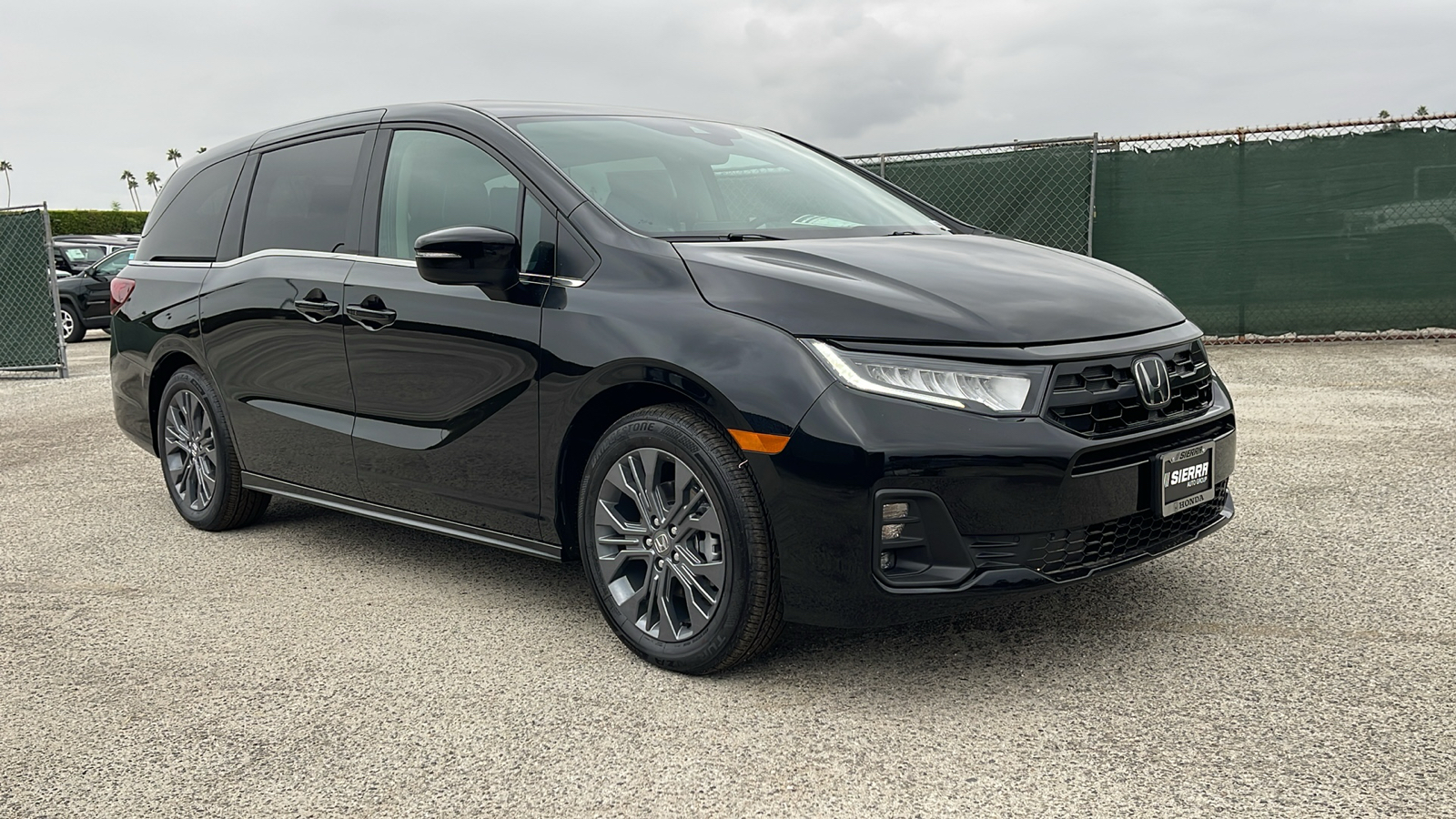 2025 Honda Odyssey Touring 1