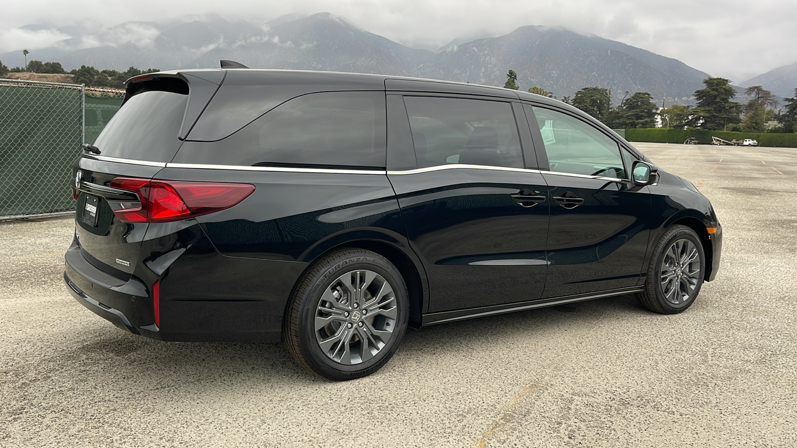 2025 Honda Odyssey Touring 4