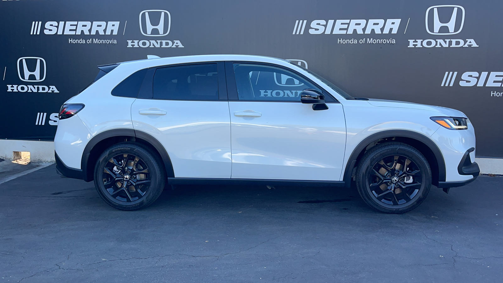 2025 Honda HR-V Sport 3