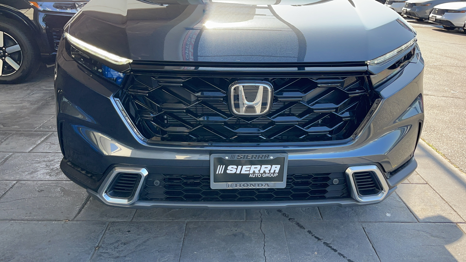 2025 Honda CR-V Hybrid Sport Touring 10