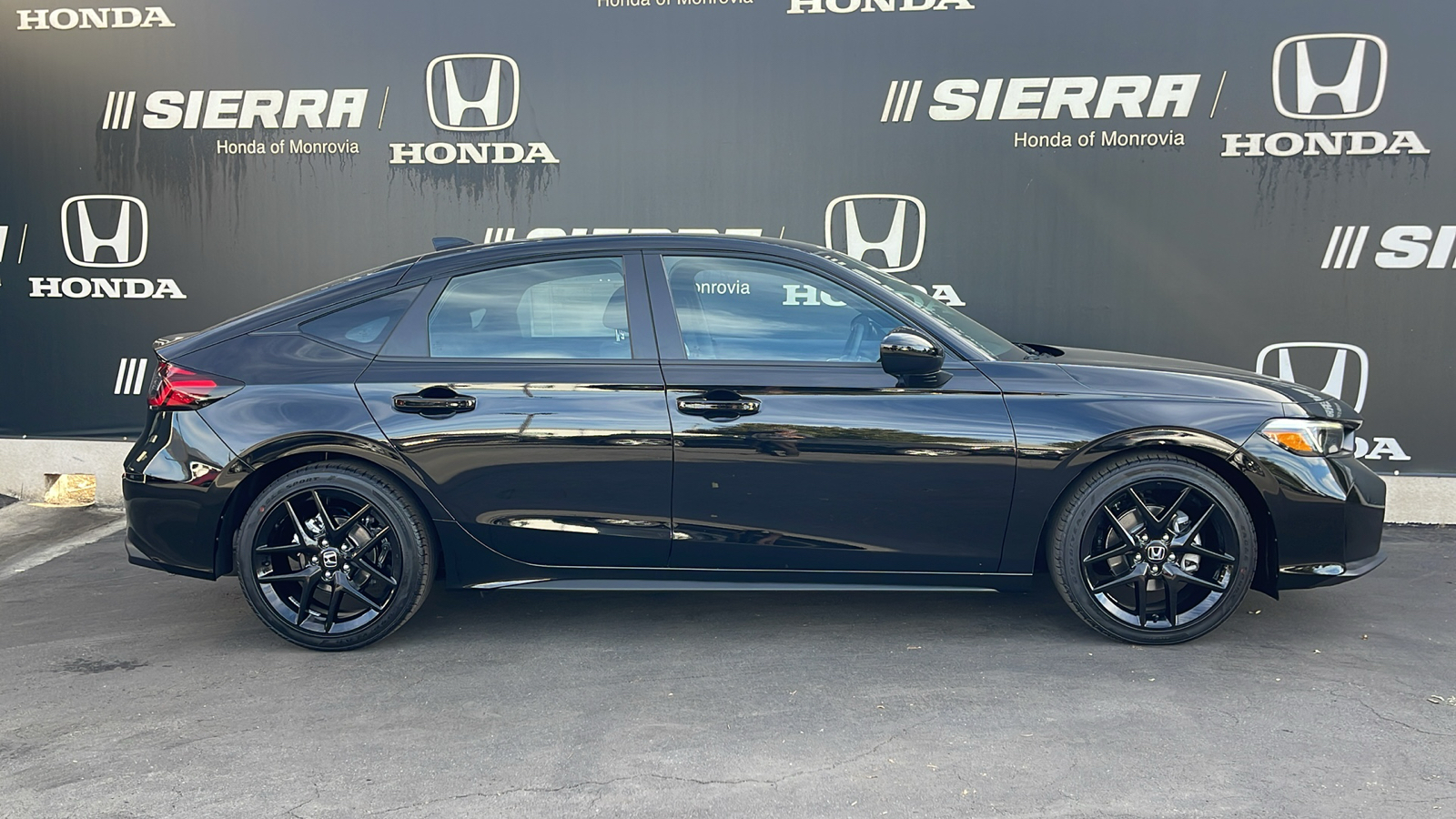 2025 Honda Civic Hatchback Sport 3