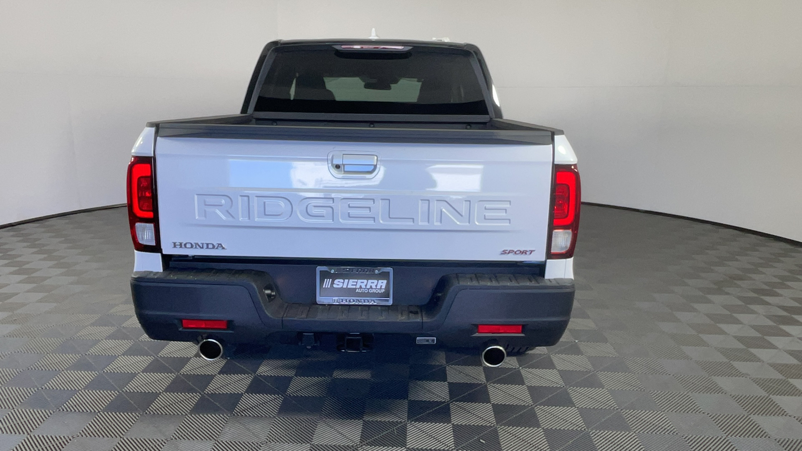 2025 Honda Ridgeline Sport 5