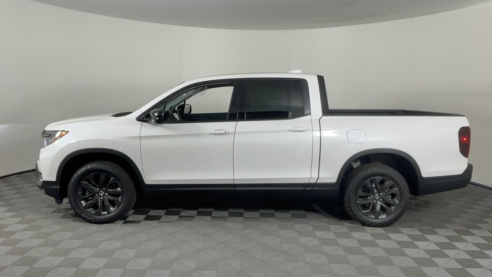 2025 Honda Ridgeline Sport 7