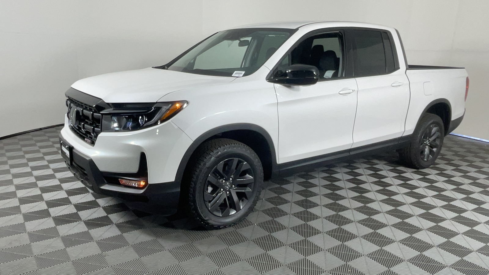 2025 Honda Ridgeline Sport 8