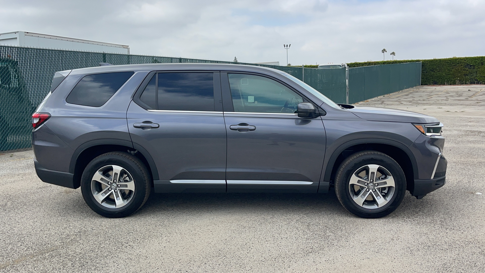 2025 Honda Pilot  3