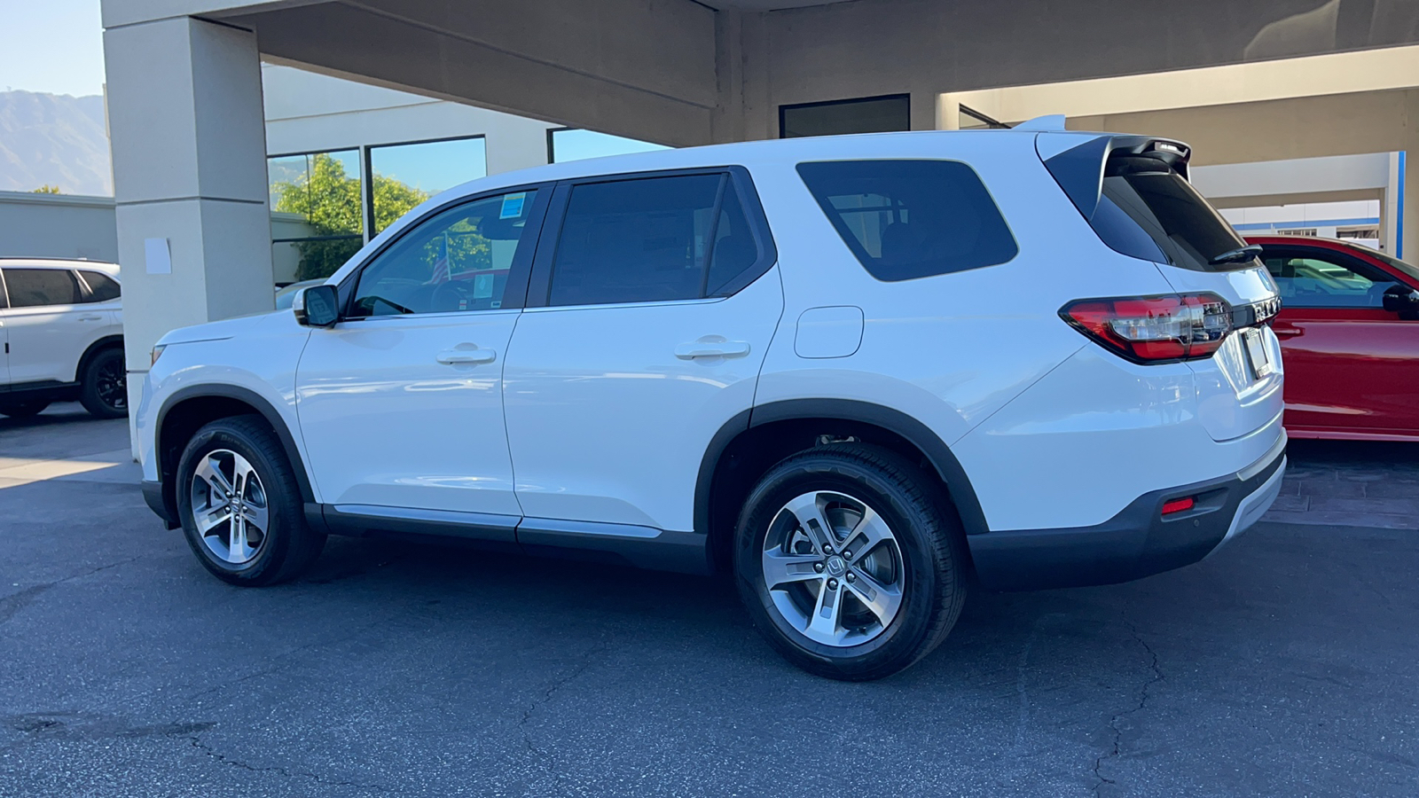 2025 Honda Pilot EX-L 6