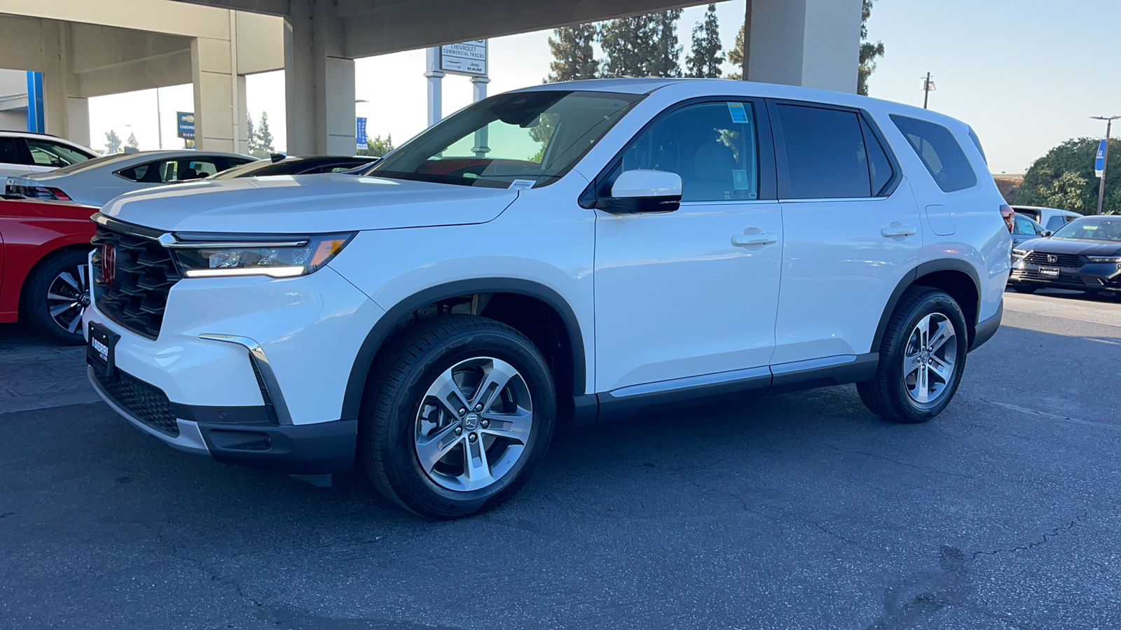 2025 Honda Pilot EX-L 8