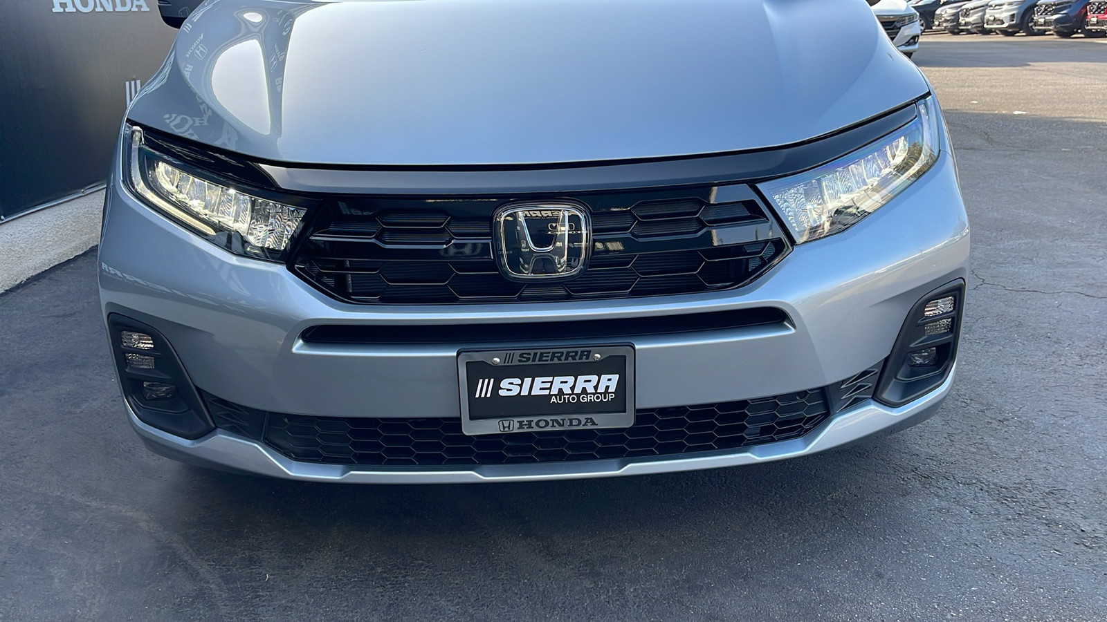 2025 Honda Odyssey Touring 10