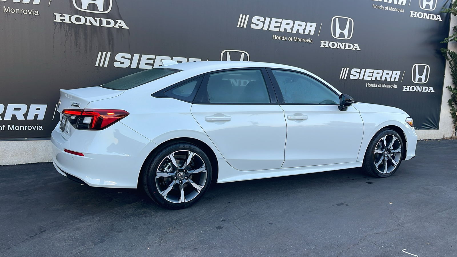 2025 Honda Civic Sedan Hybrid Sport Touring 4