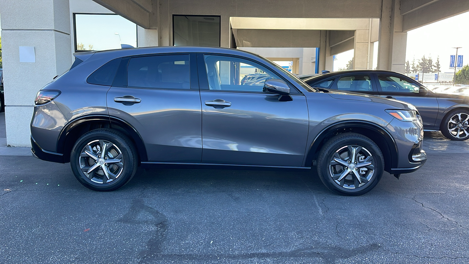 2025 Honda HR-V EX-L 3