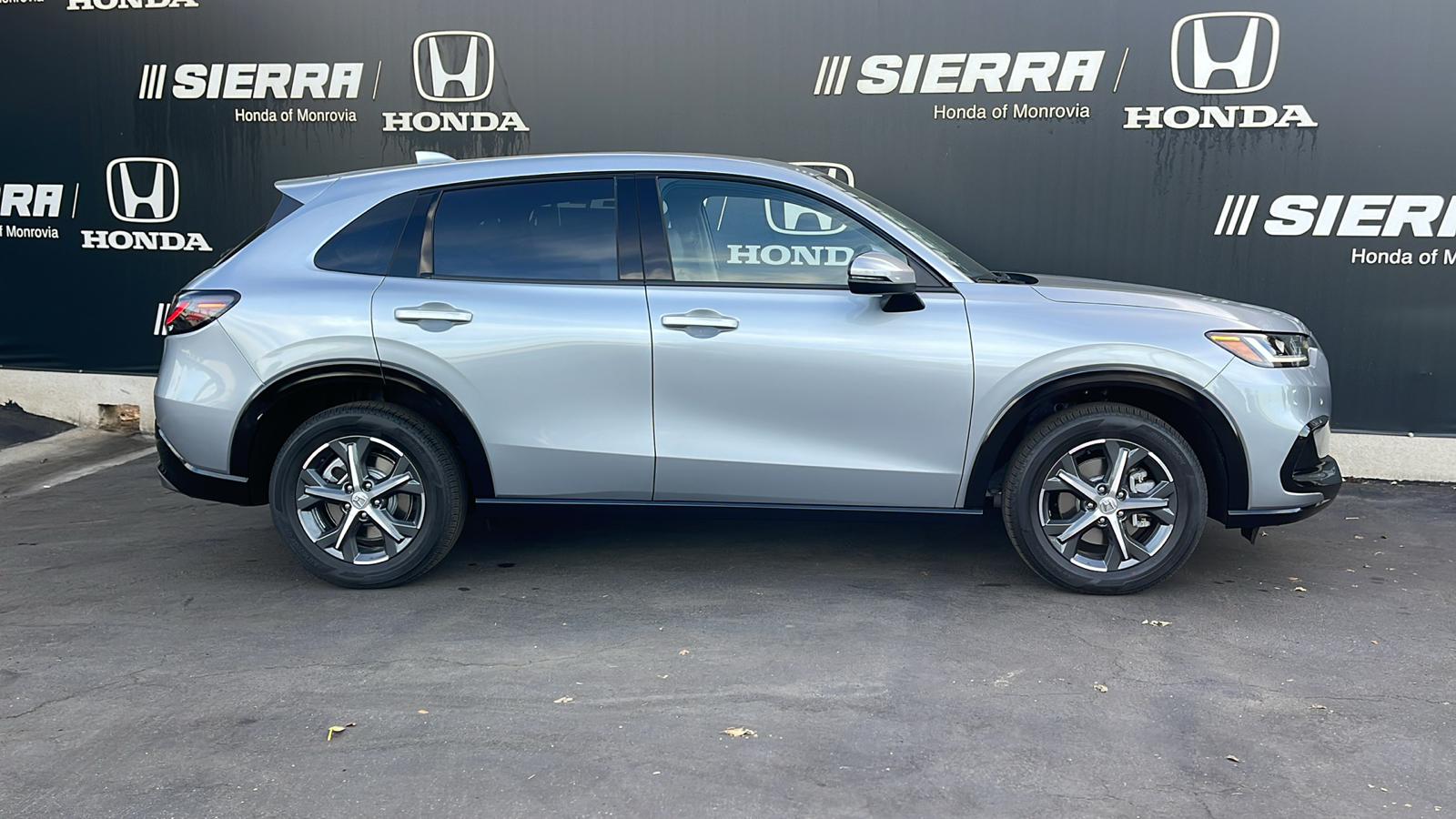 2025 Honda HR-V EX-L 3