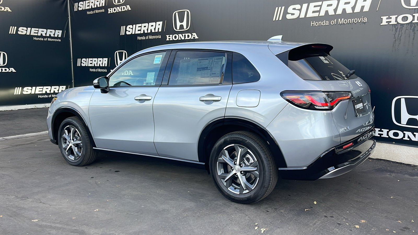 2025 Honda HR-V EX-L 6