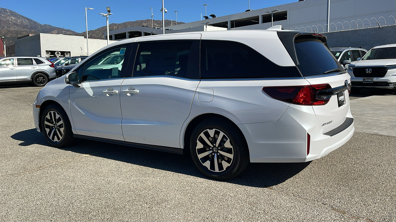 2025 Honda Odyssey EX-L 6