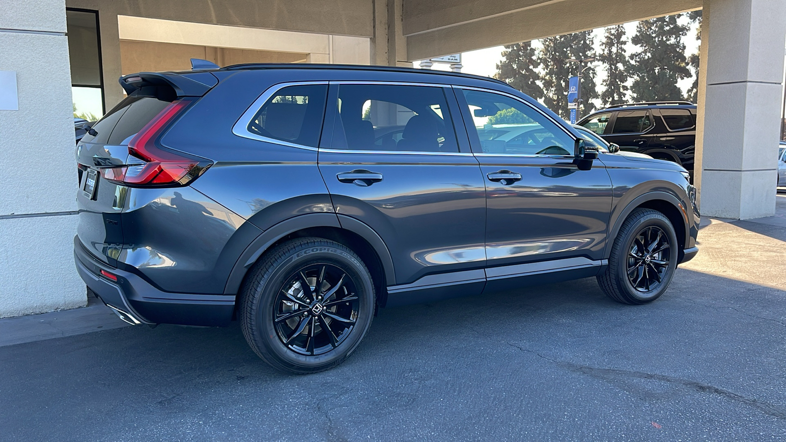 2025 Honda CR-V Hybrid Sport-L 5