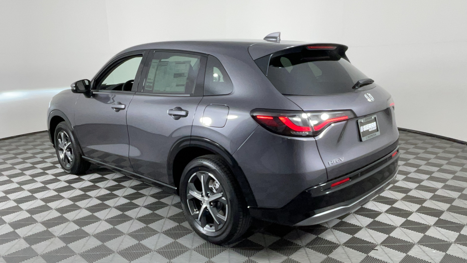 2025 Honda HR-V EX-L 6