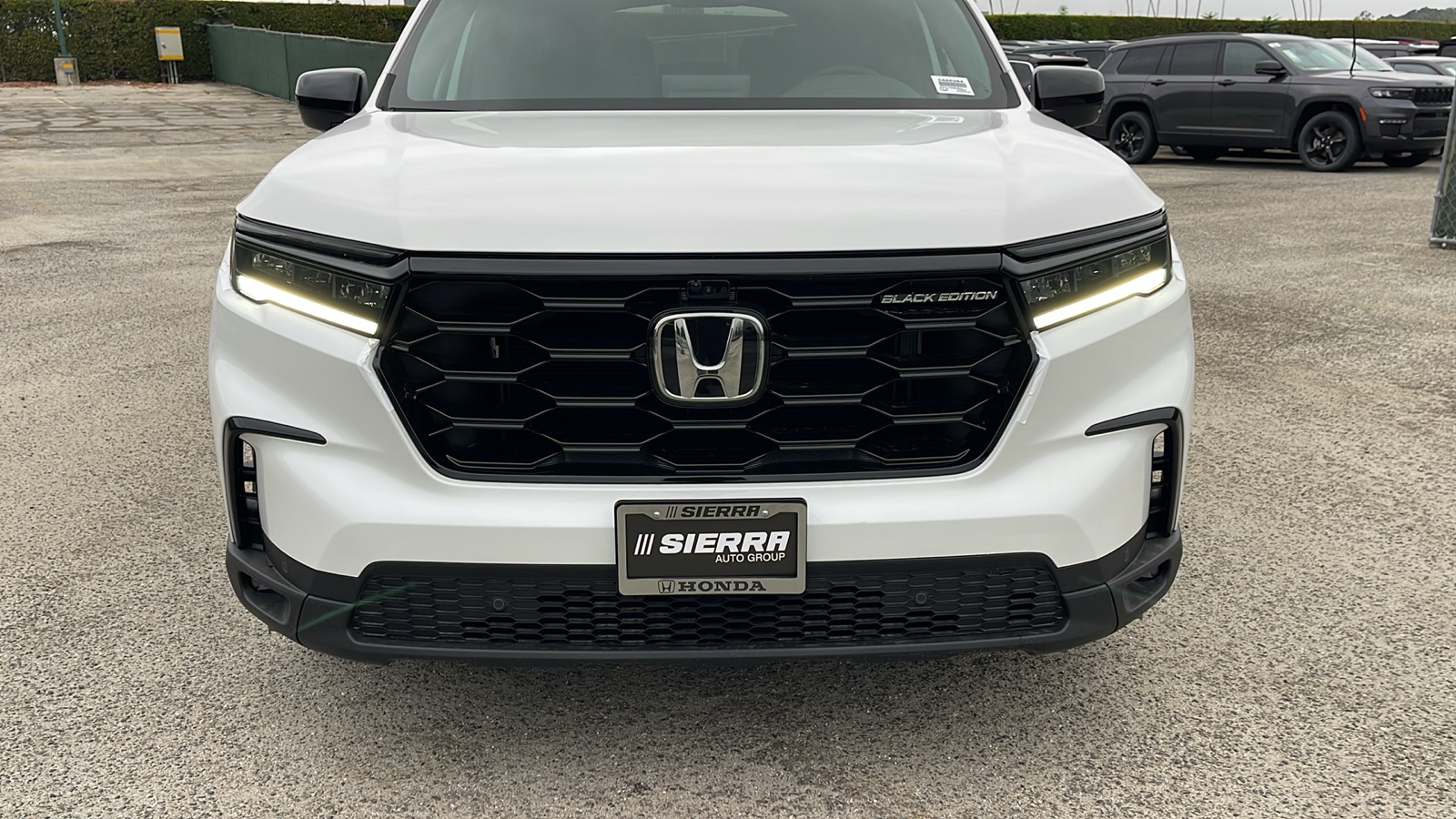 2025 Honda Pilot Black Edition 10