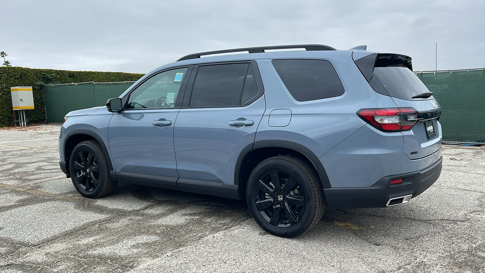 2025 Honda Pilot Black Edition 6