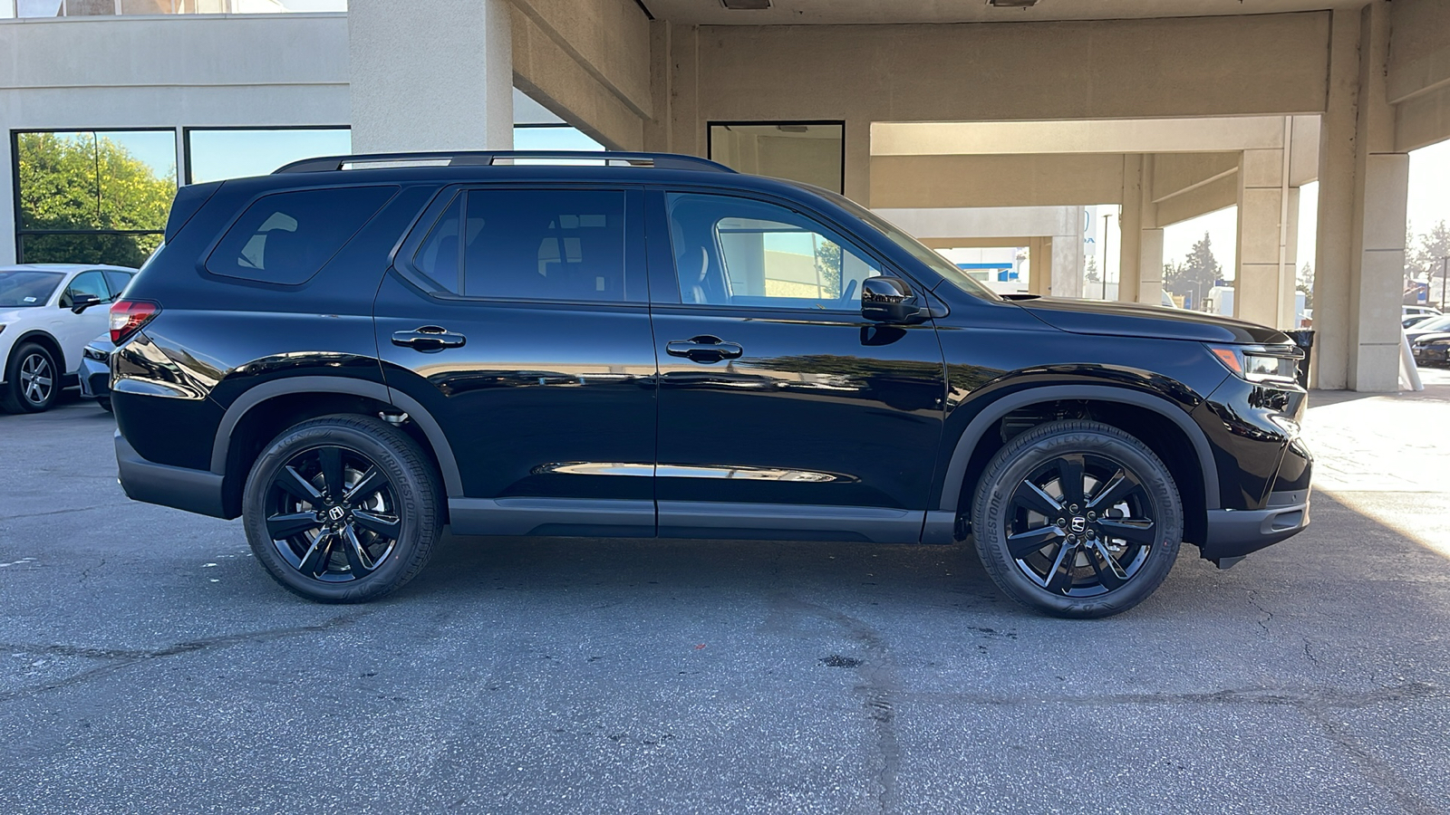 2025 Honda Pilot Black Edition 3