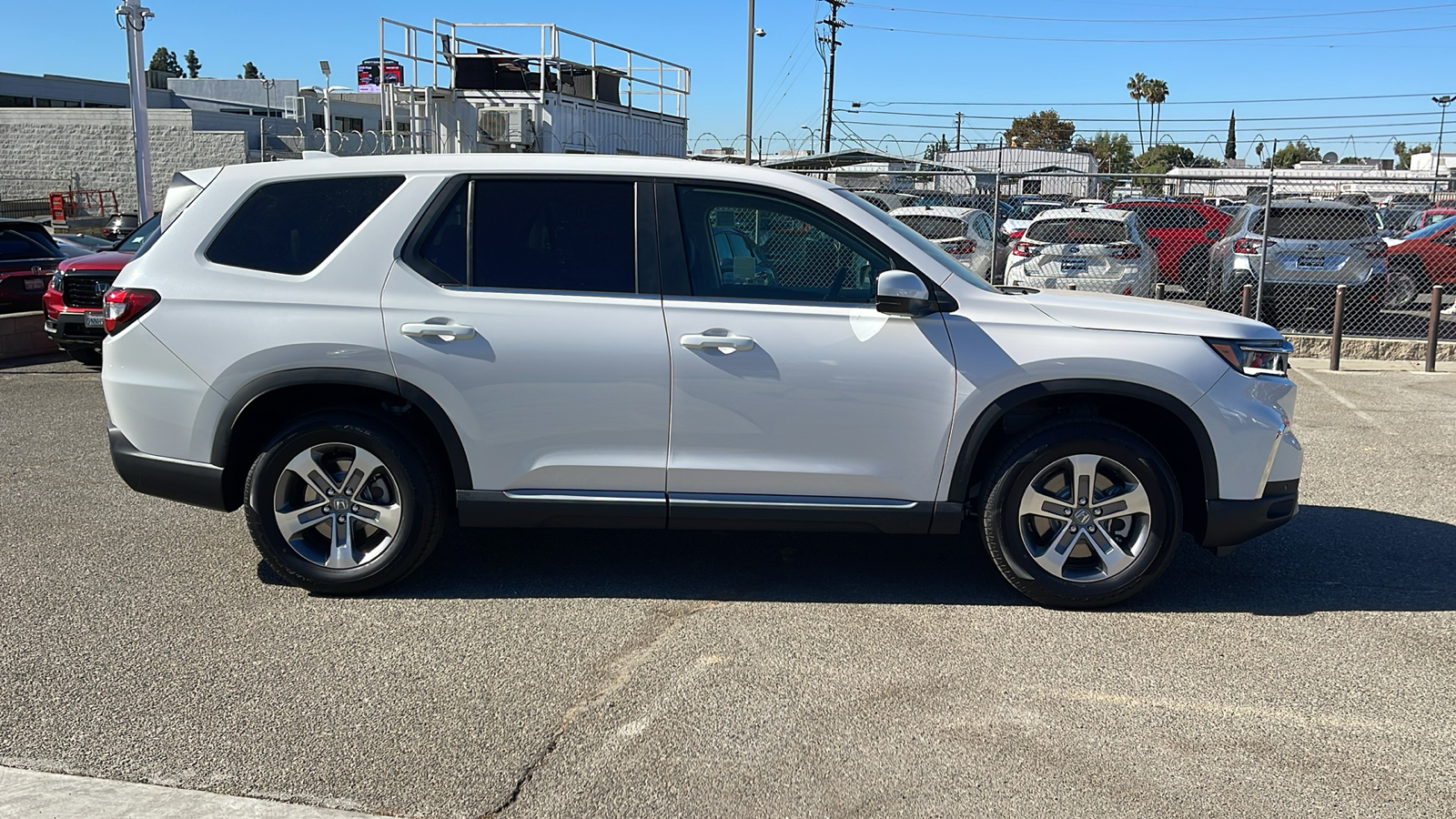 2025 Honda Pilot EX-L 3