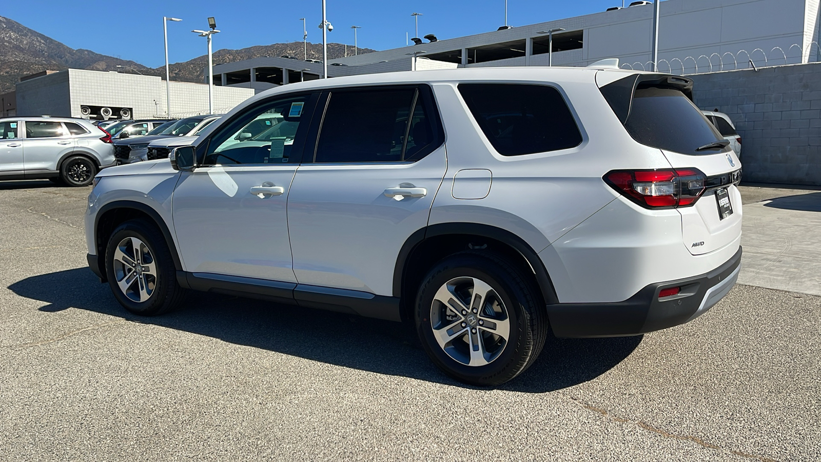 2025 Honda Pilot EX-L 6