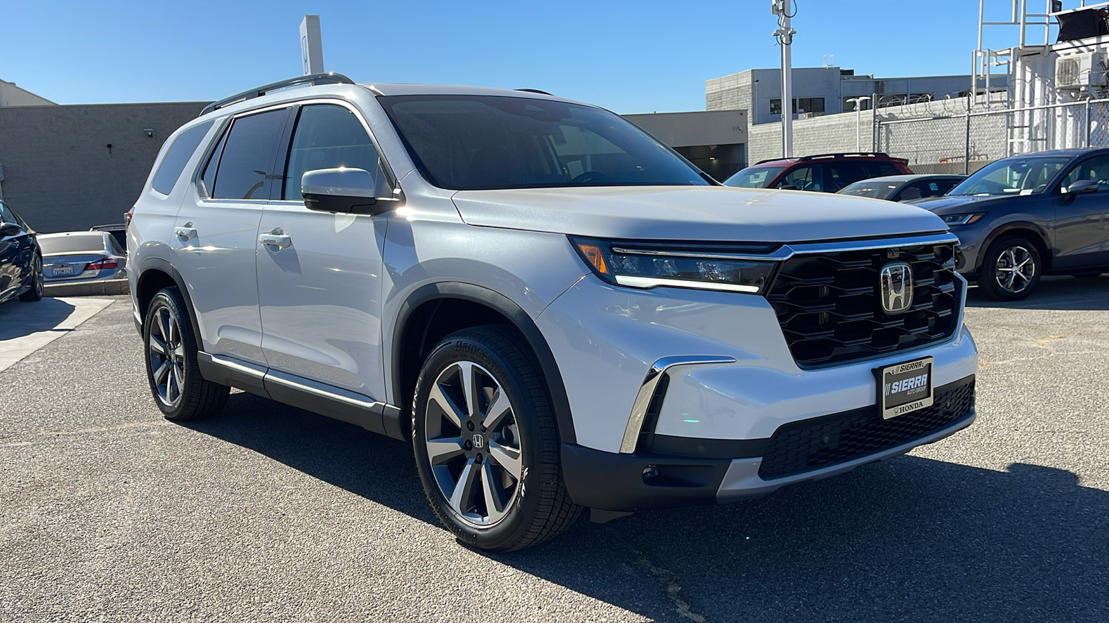 2025 Honda Pilot Elite 2