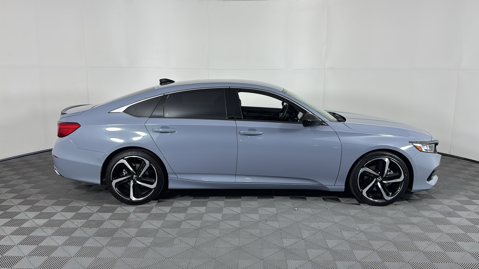 2022 Honda Accord Sedan Sport 3