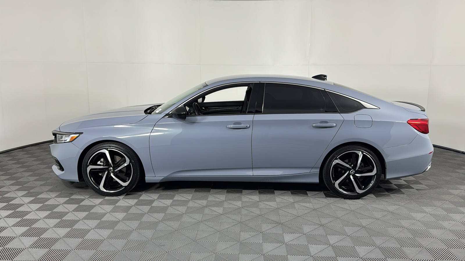 2022 Honda Accord Sedan Sport 7