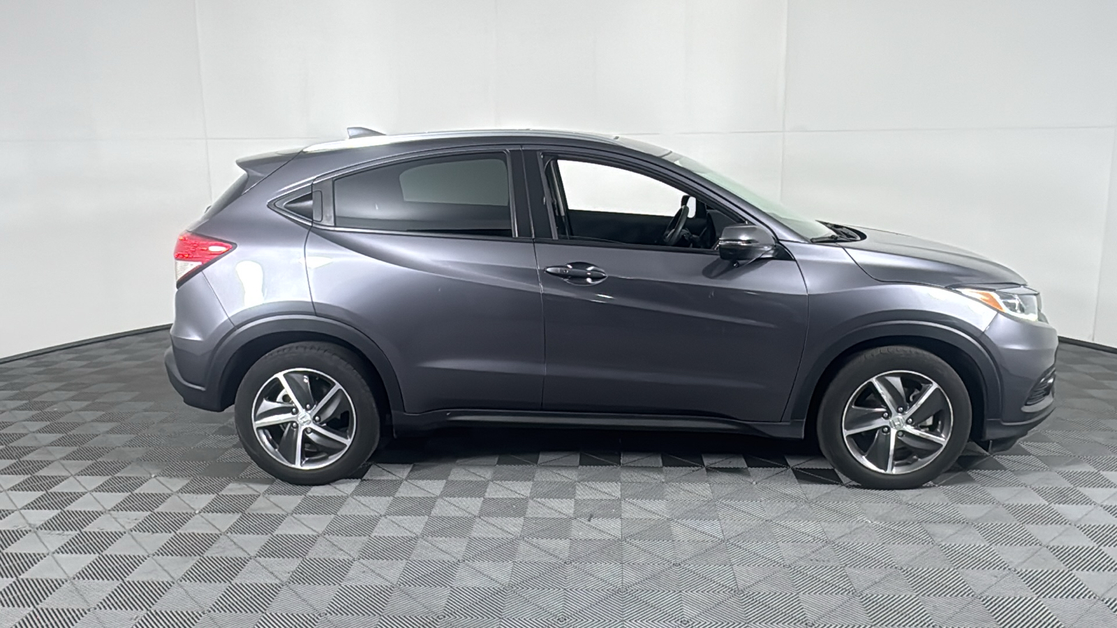 2021 Honda HR-V EX 3