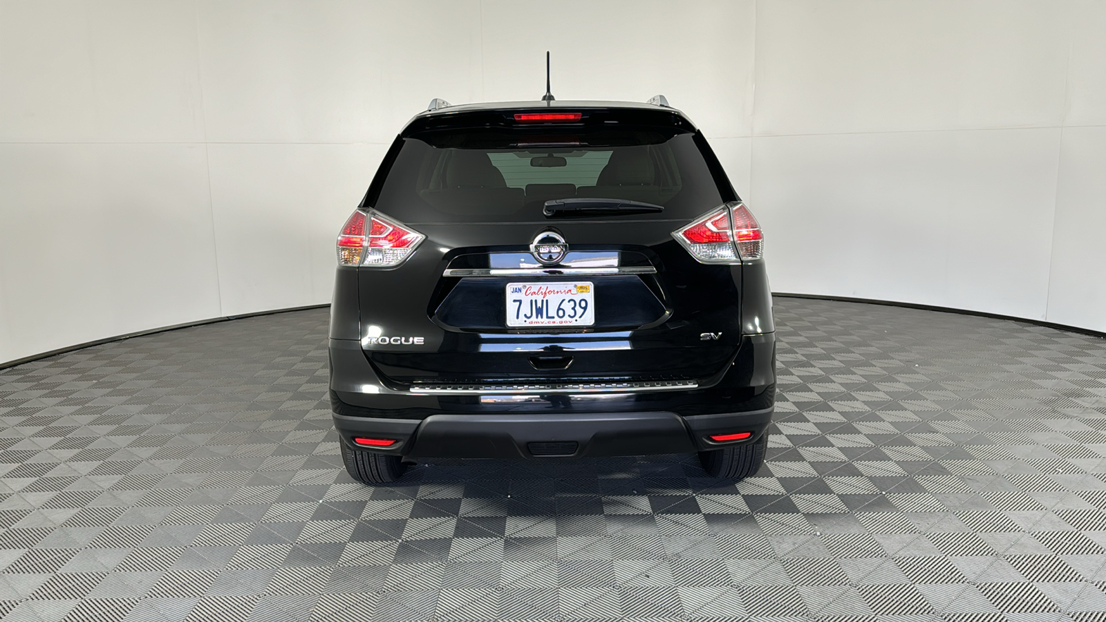 2015 Nissan Rogue SV 5