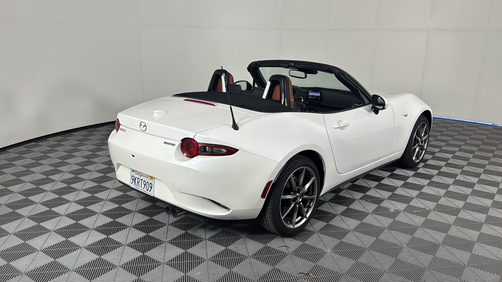 2023 Mazda MX-5 Miata Grand Touring 4