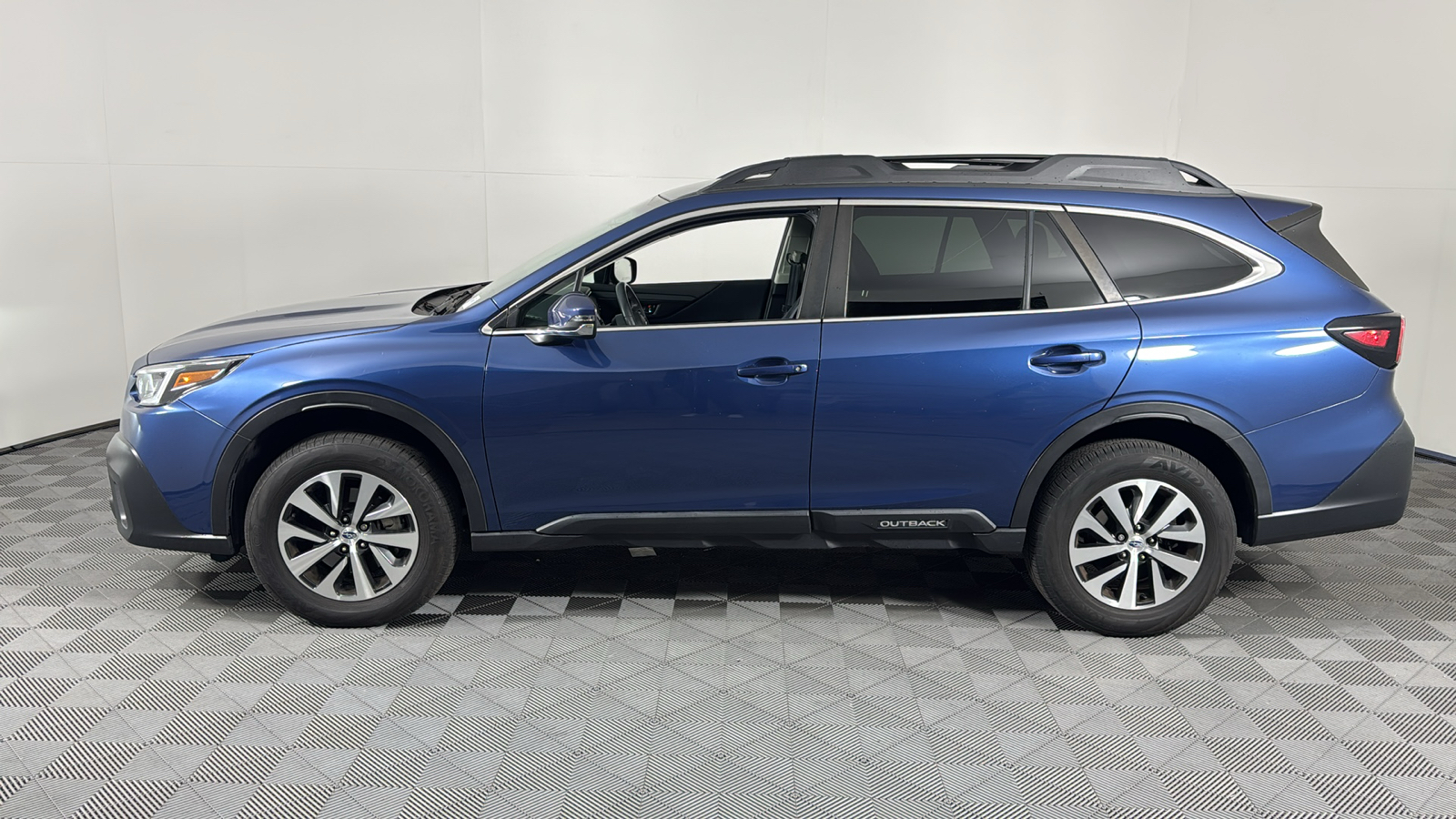 2022 Subaru Outback Premium 7