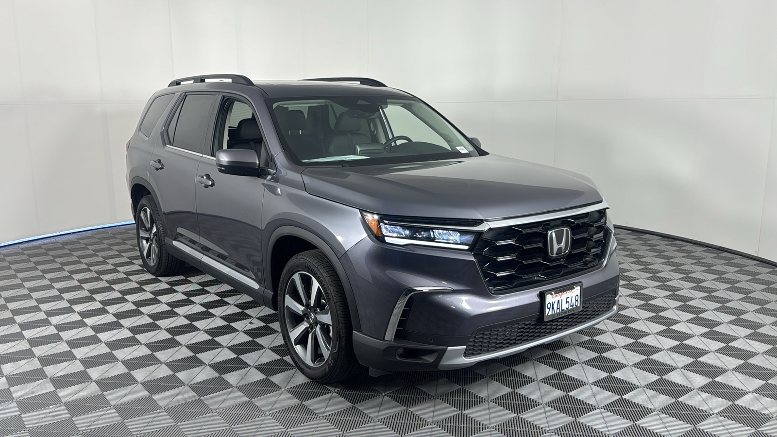 2024 Honda Pilot Touring 2