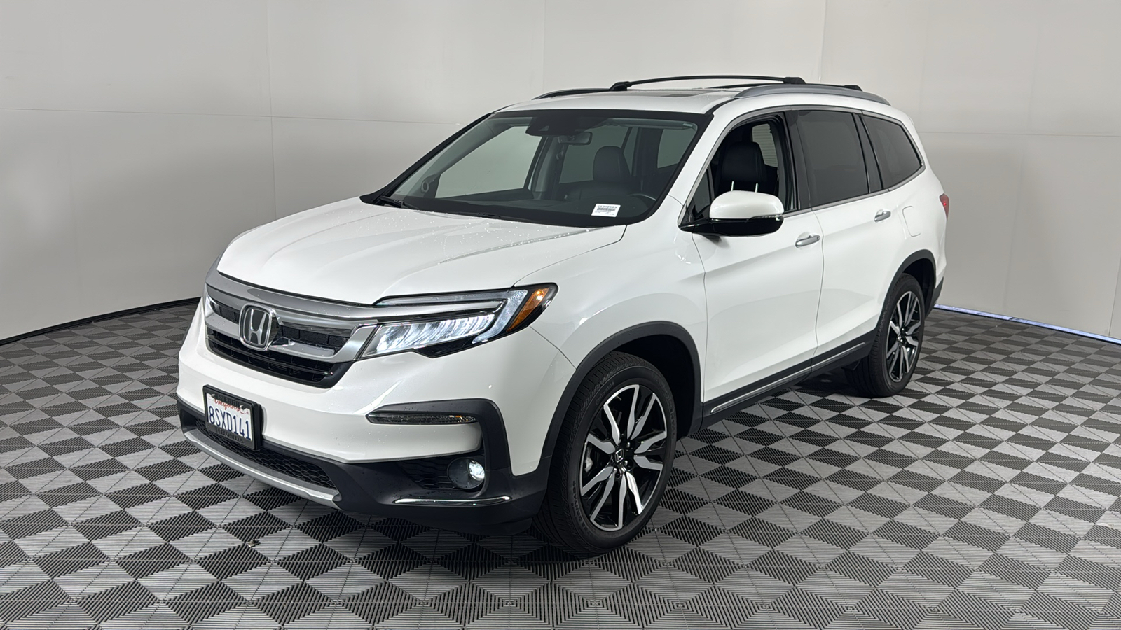 2021 Honda Pilot Touring 8-Passenger 8