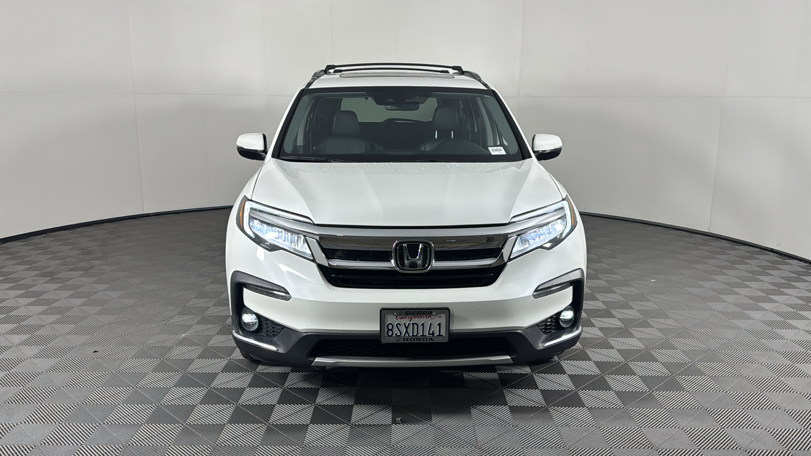 2021 Honda Pilot Touring 8-Passenger 9