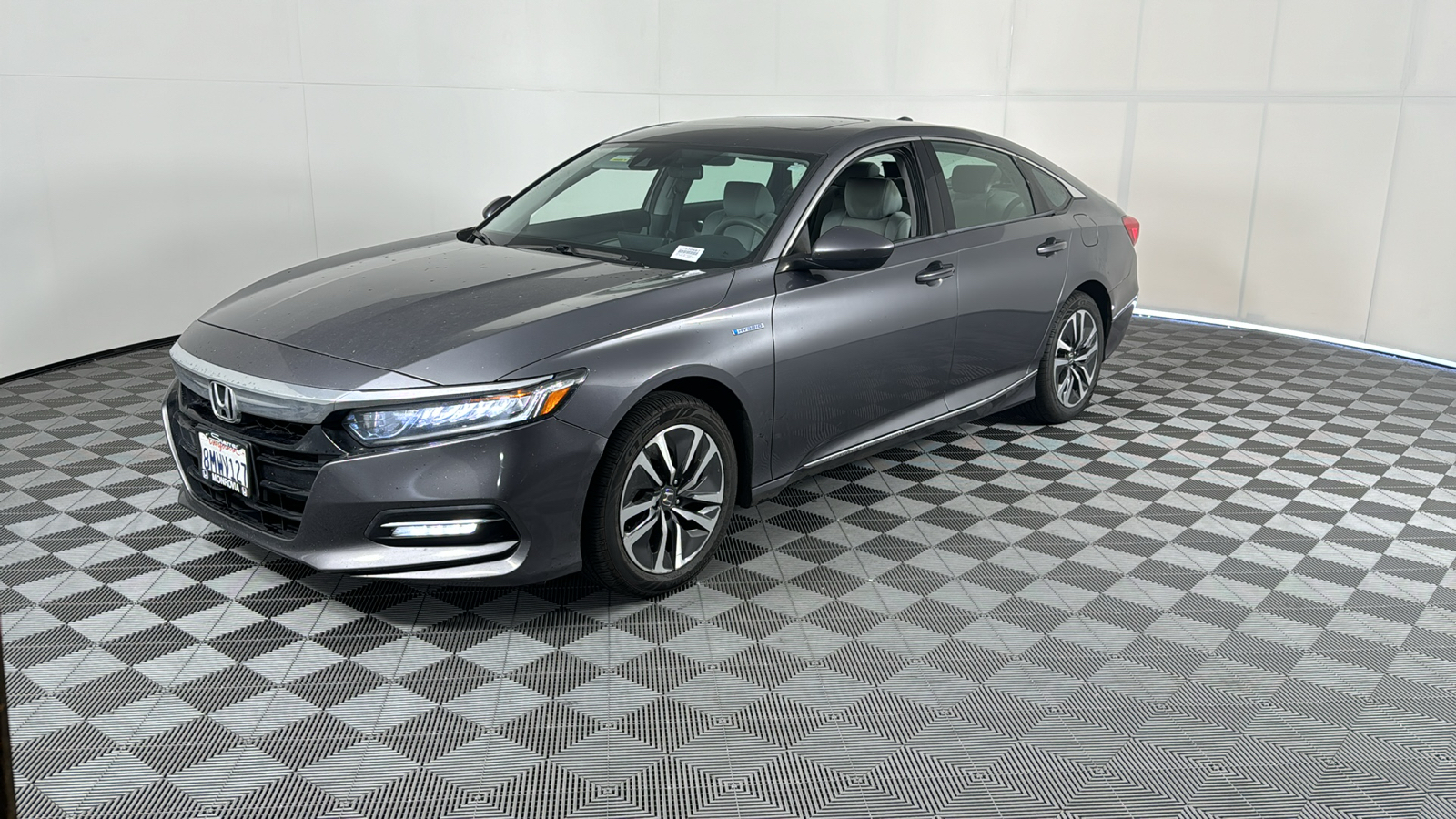 2019 Honda Accord Hybrid  8