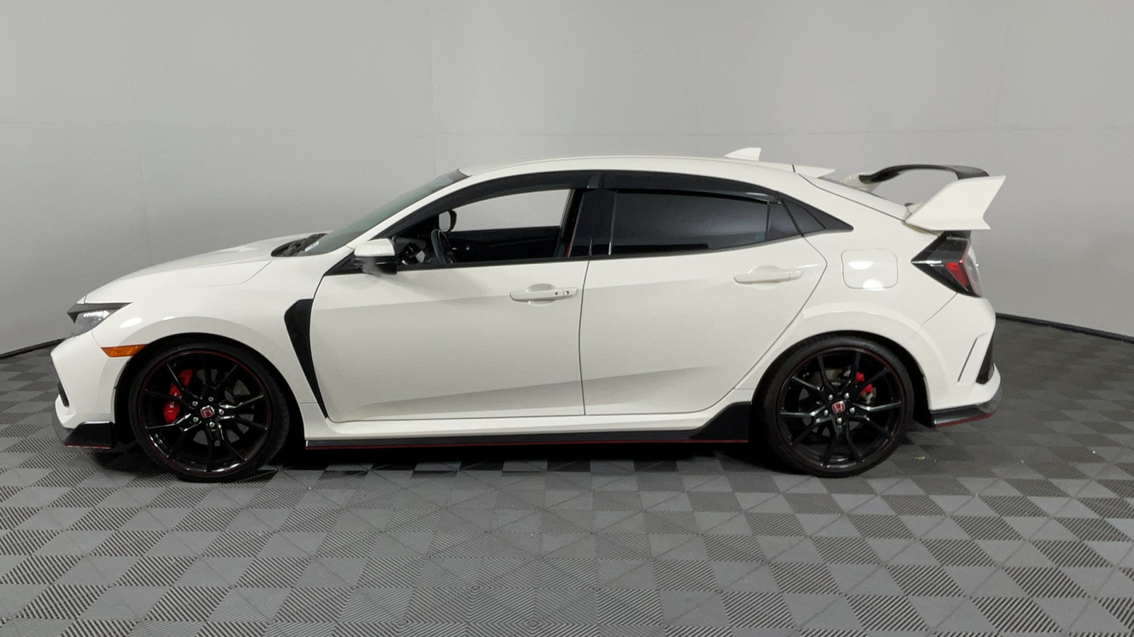 2017 Honda Civic Type R Touring 7