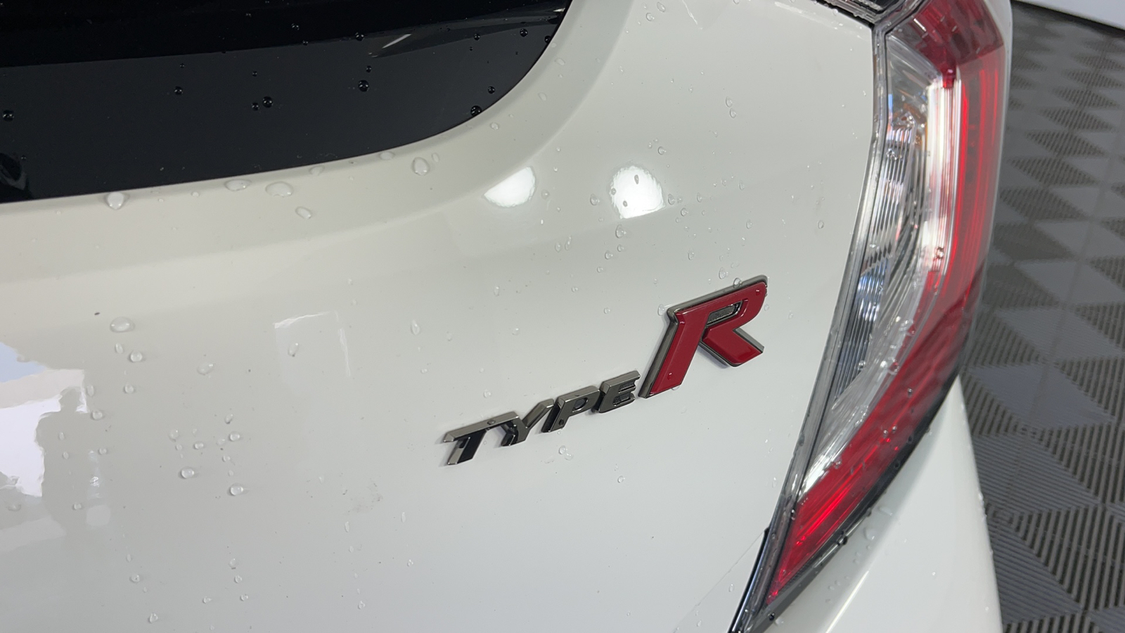 2017 Honda Civic Type R Touring 34