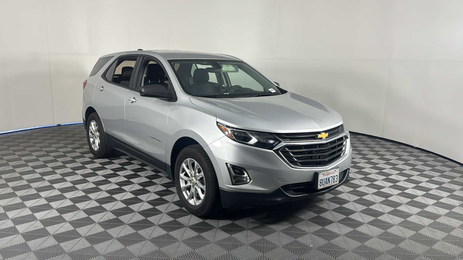 2018 Chevrolet Equinox LS 2