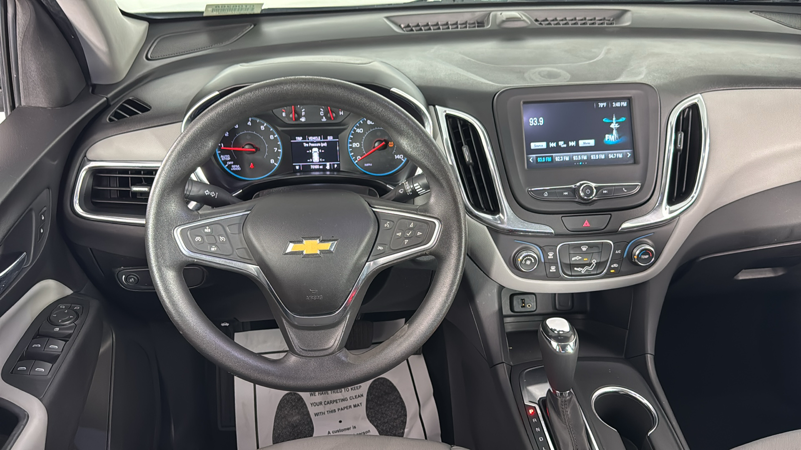 2018 Chevrolet Equinox LS 19