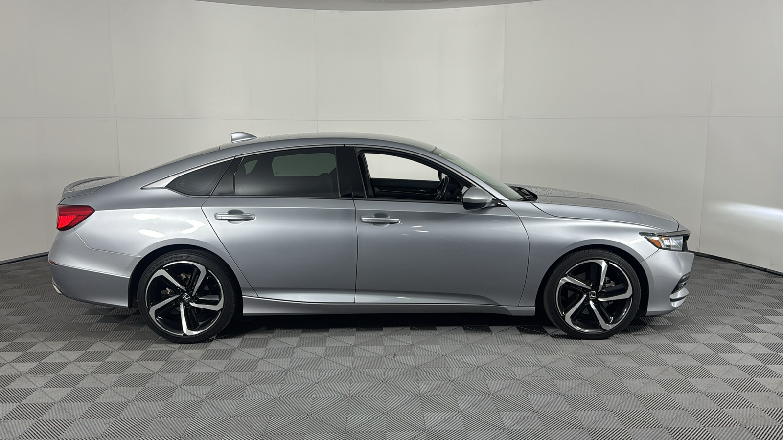 2020 Honda Accord Sport 3