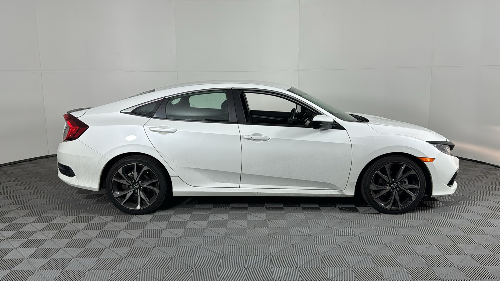 2020 Honda Civic Sedan Sport 3