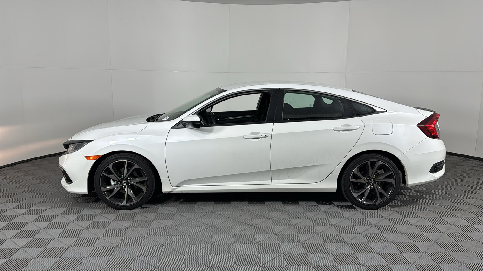 2020 Honda Civic Sedan Sport 7