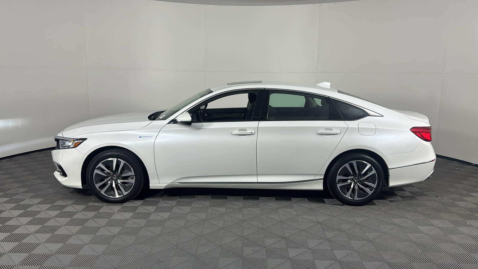 2022 Honda Accord Hybrid EX-L 7