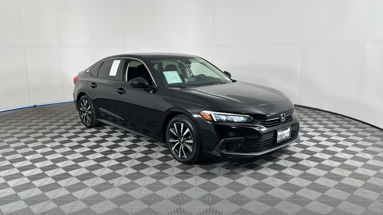 2022 Honda Civic Sedan EX 2