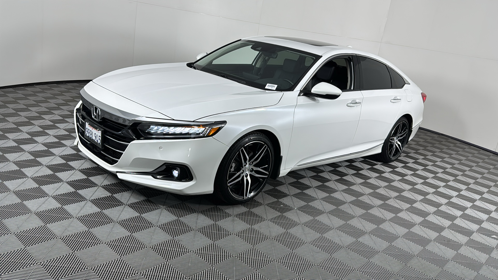 2022 Honda Accord Sedan Touring 8