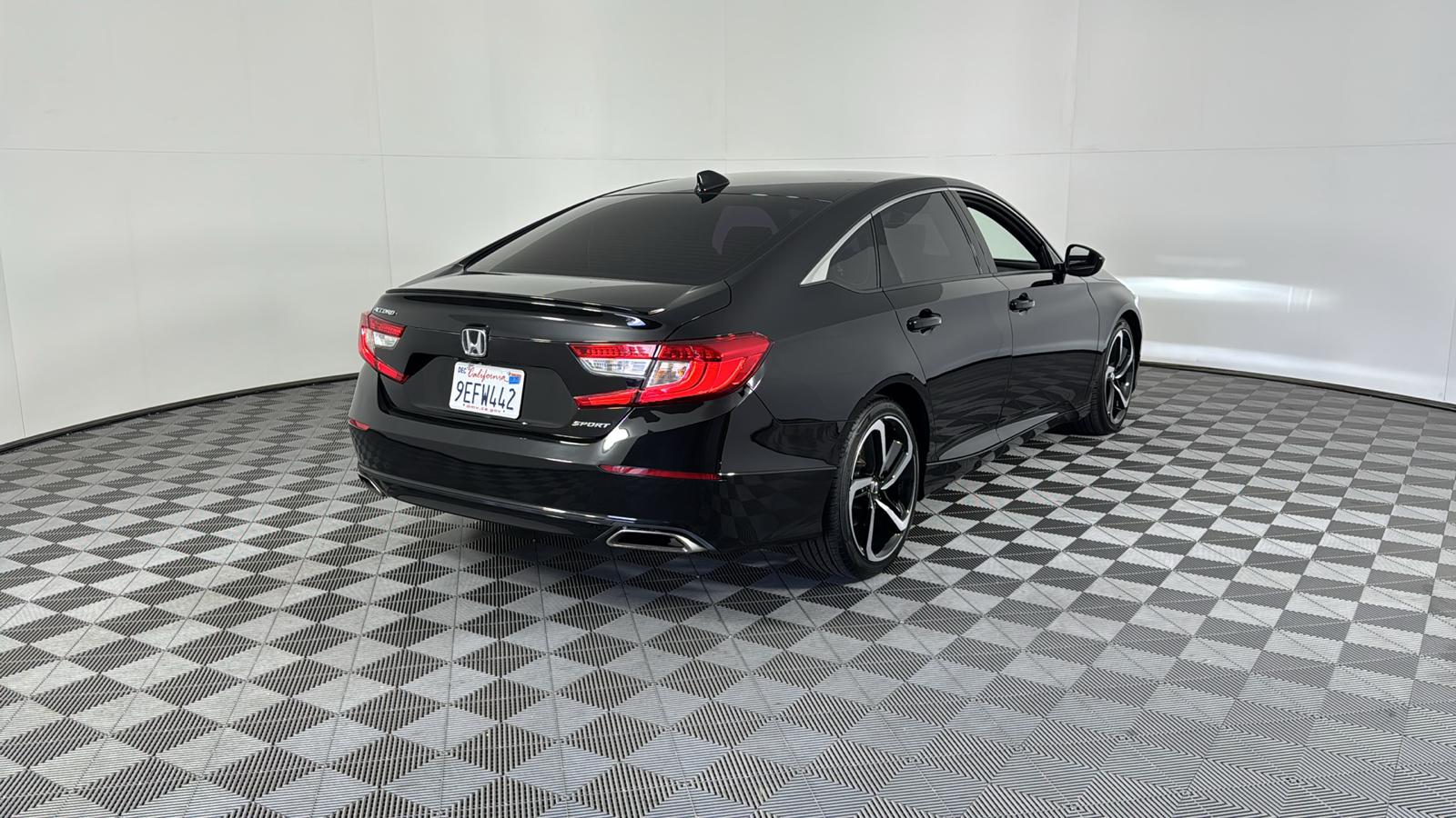 2022 Honda Accord Sedan Sport 4