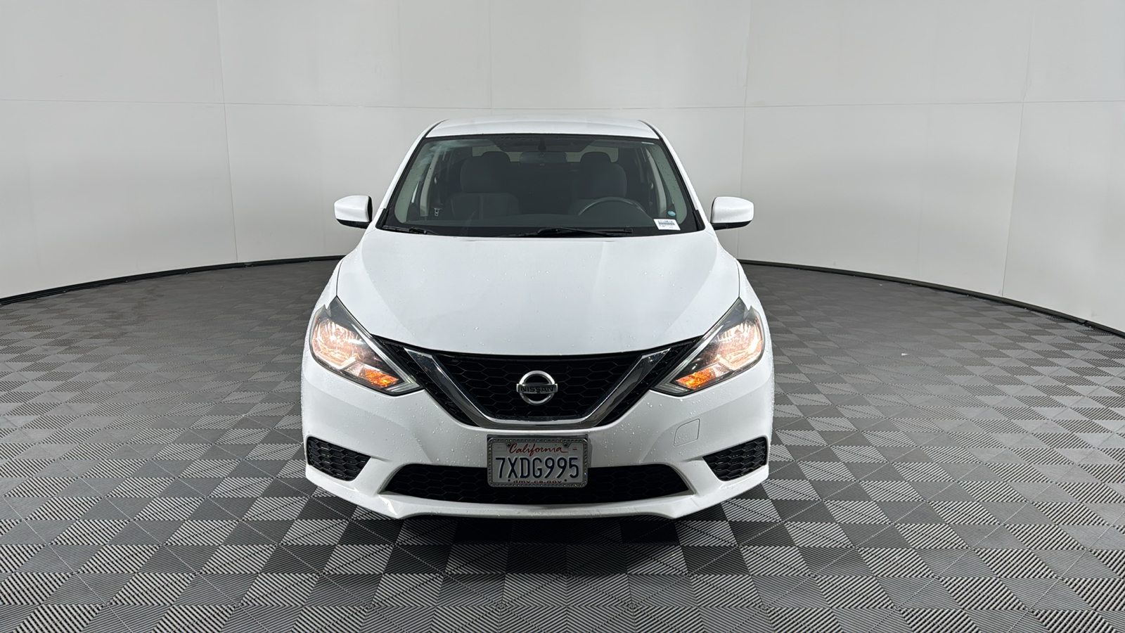 2017 Nissan Sentra S 9