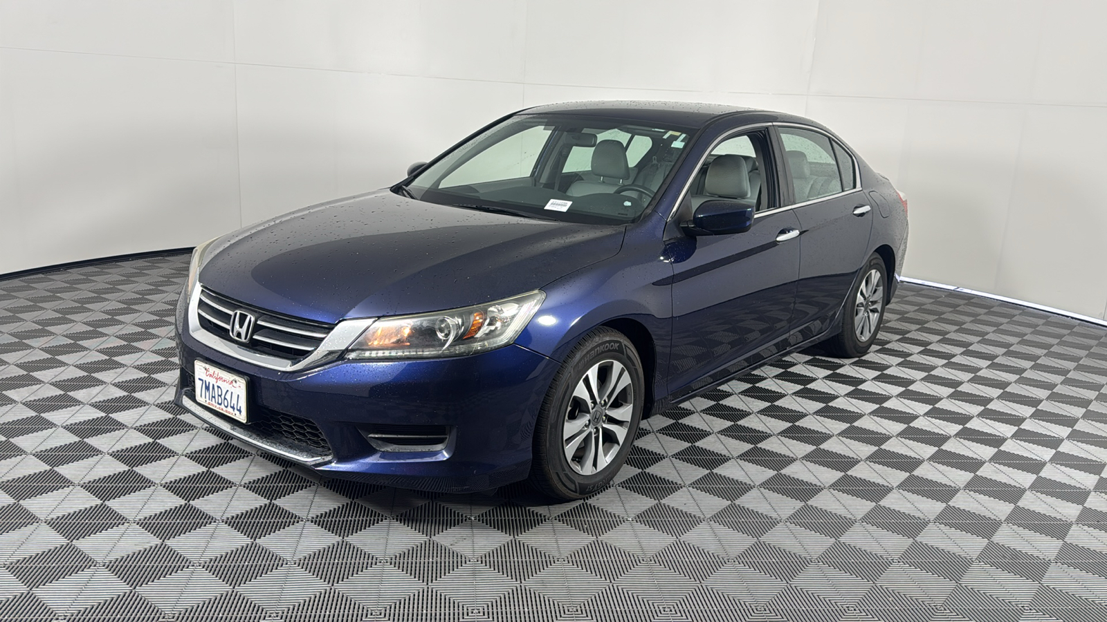 2015 Honda Accord Sedan LX 8