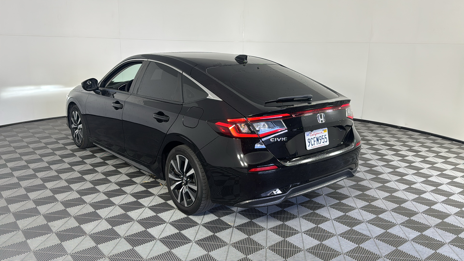 2022 Honda Civic Hatchback EX-L 6